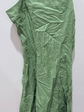 Green Lightweight Paneled Dress